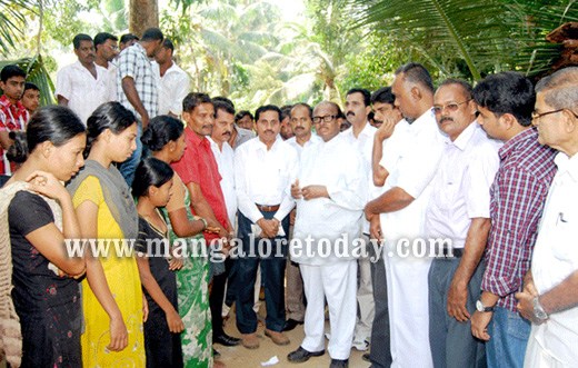 Poojary visits Sowmya house